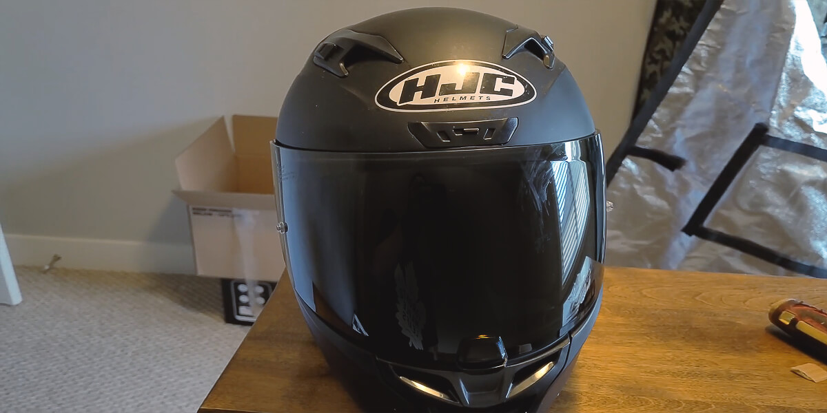 HJC i10 Helmet review