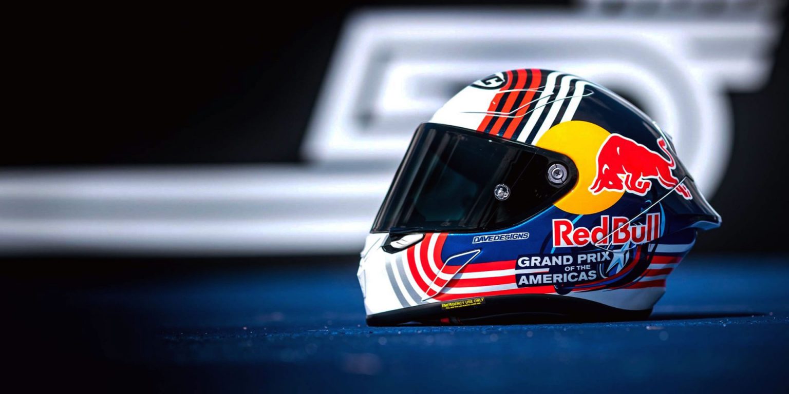 Materials Used in Motorcycle Helmets [Best Shell Materials]