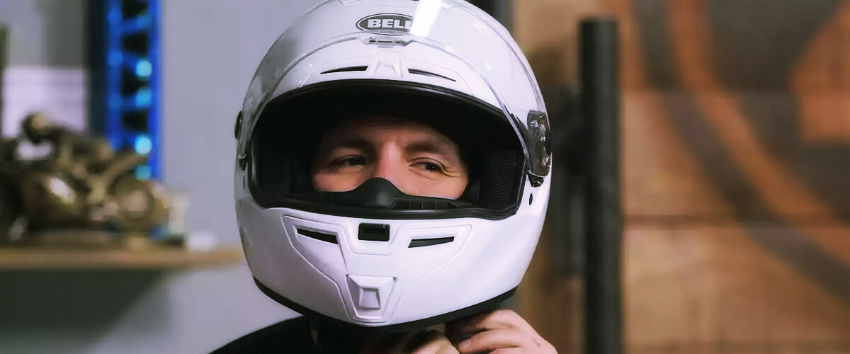 3 Best Motorcycle Helmets For Big Heads Oversized Models