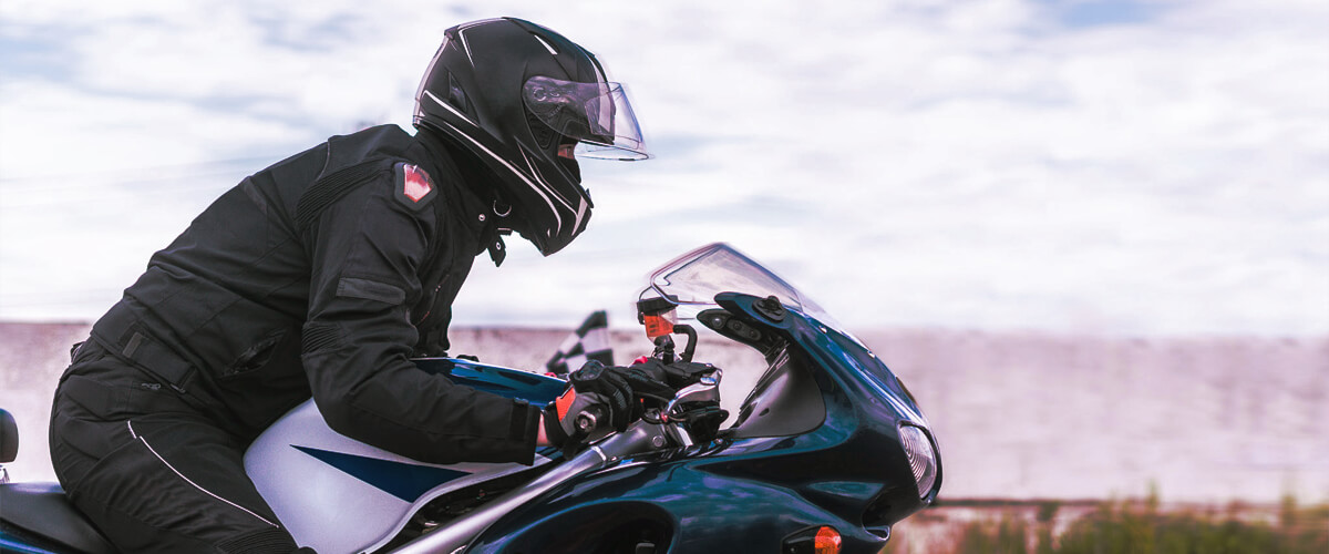 understanding motorcycle jacket sizing for a safe and comfortable ride